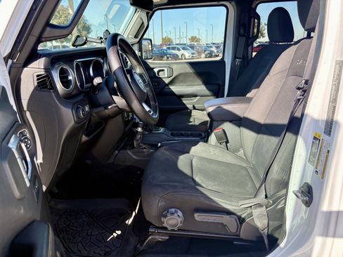 Certified 2023 Jeep Wrangler Sahara image 13