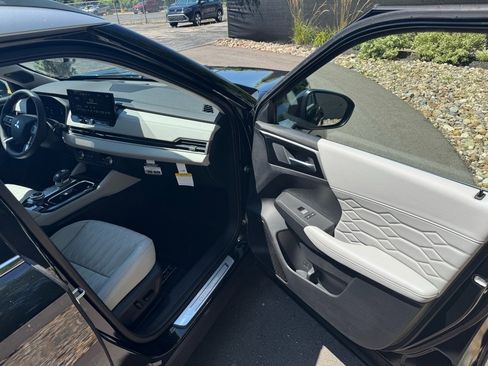 New 2025 Mitsubishi Outlander AWD image 11