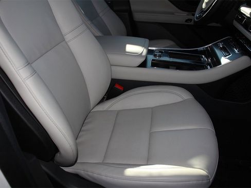 Certified 2025 Lincoln Aviator 2WD image 24