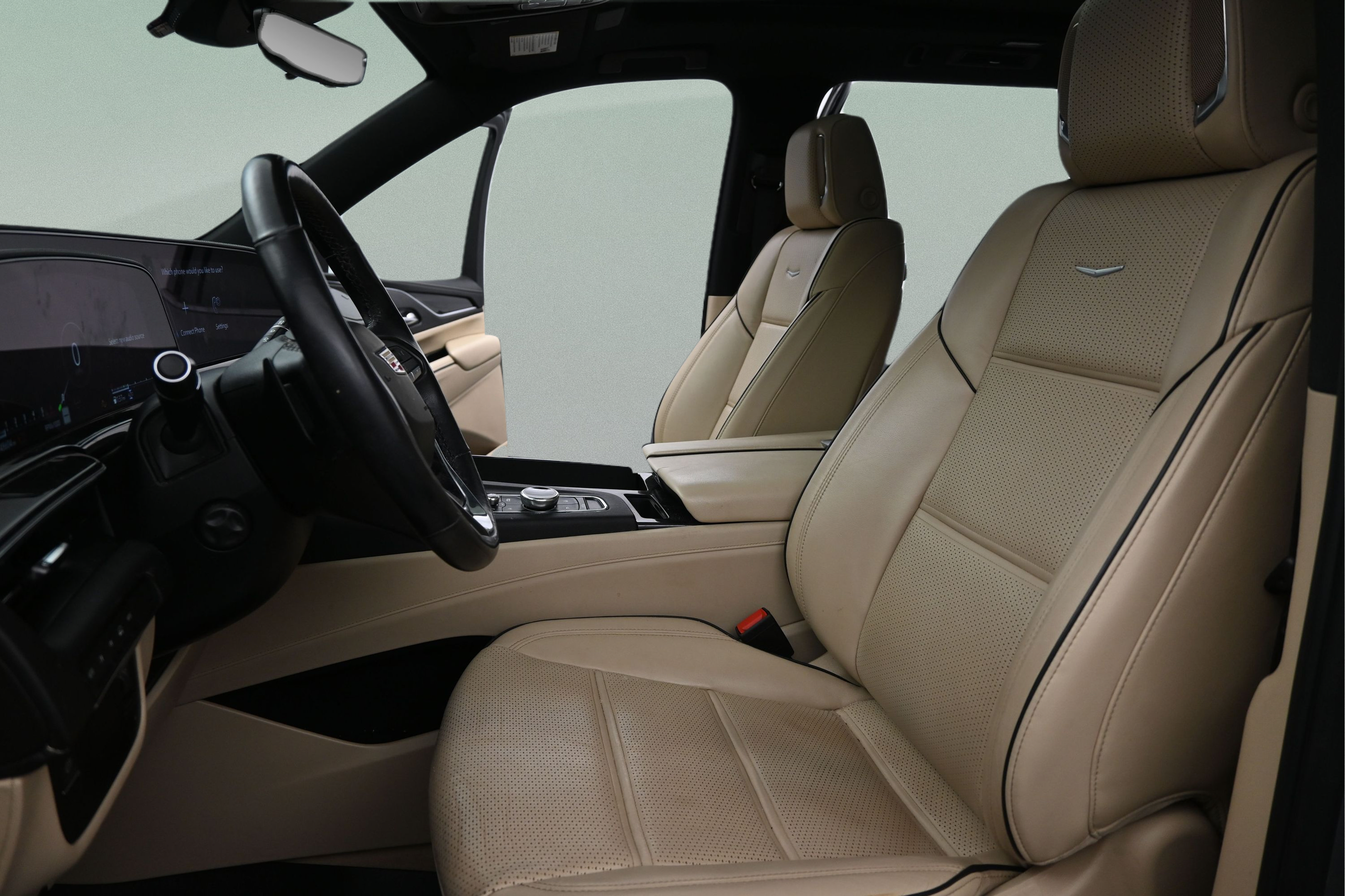 Used 2023 Cadillac Escalade Premium Luxury AWD/4WD image 23