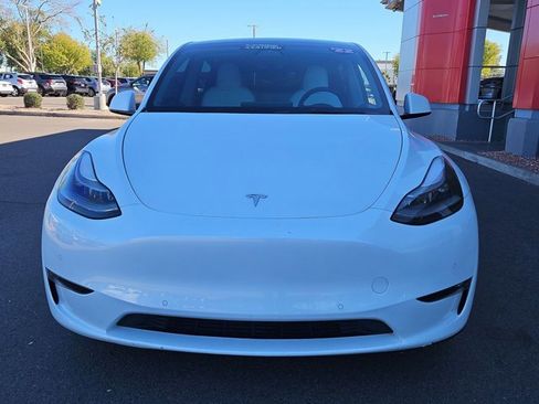 Used 2022 Tesla Model Y Performance image 2