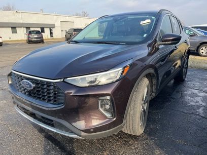 Used 2023 Ford Escape Platinum