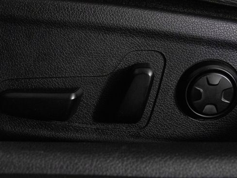 Used 2018 Kia Stinger GT image 19