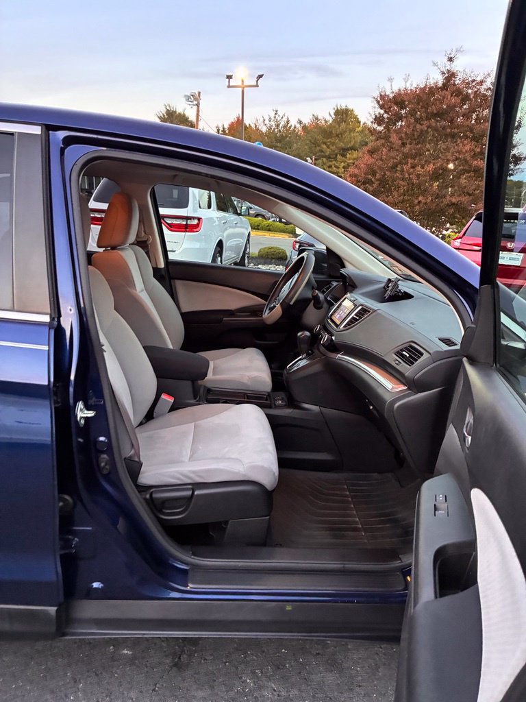 Used 2015 Honda CR-V EX image 19