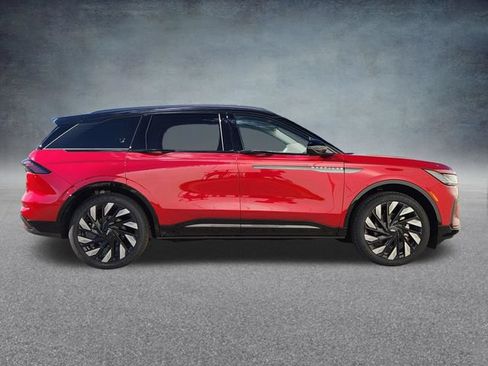 New 2026 Lincoln Nautilus Reserve w/ Jet Appearance Package AWD/4WD image 8