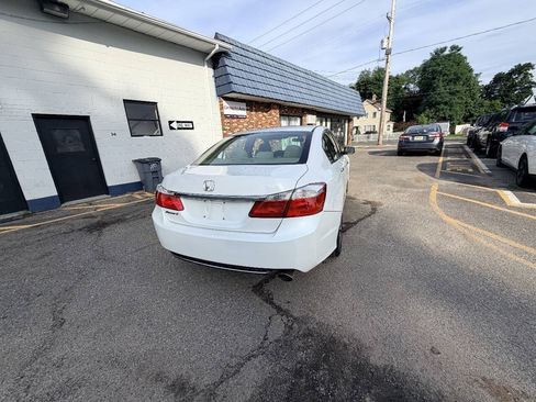 Used 2013 Honda Accord LX image 27