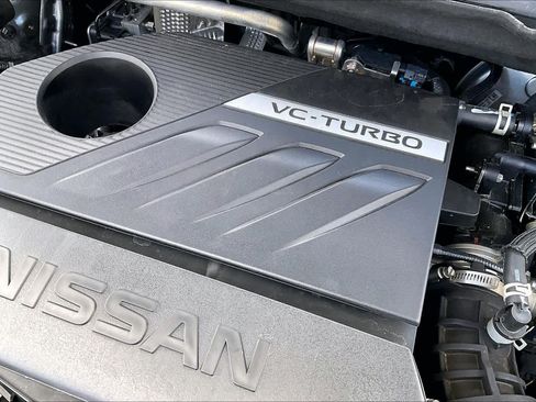 Used 2023 Nissan Rogue SV FWD image 31