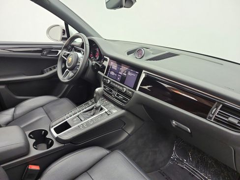 Used 2021 Porsche Macan S AWD/4WD image 22