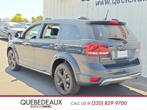 Used 2018 Dodge Journey Crossroad w/ Driver Convenience Group FWD image 5