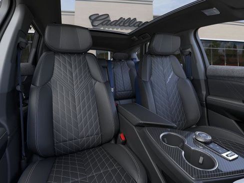 New 2026 Cadillac Optiq V AWD/4WD image 16