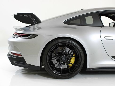 Used 2022 Porsche 911 GT3 RWD image 44