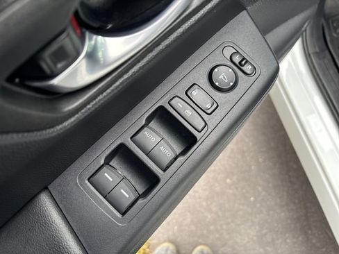 Used 2023 Honda CR-V Sport image 11