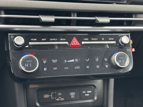 New 2026 Hyundai Tucson Limited image 21