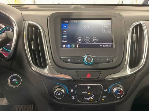 Used 2020 Chevrolet Equinox LT w/ LPO, Blackout Package image 30