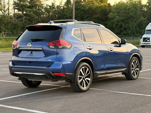 Used 2019 Nissan Rogue SL w/ Premium Package FWD image 7