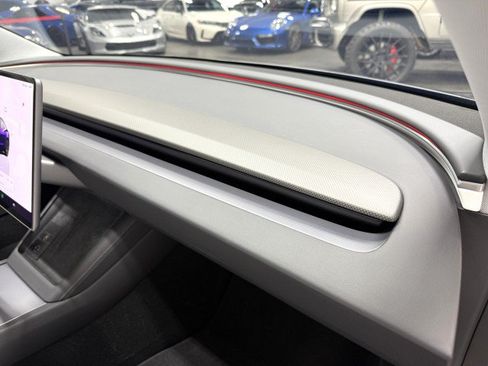 Used 2025 Tesla Model 3 Performance AWD/4WD image 18