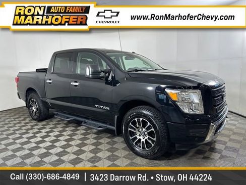 Used 2021 Nissan Titan SV w/ SV Convenience Package image 1