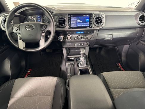 Used 2023 Toyota Tacoma TRD Sport AWD/4WD image 22