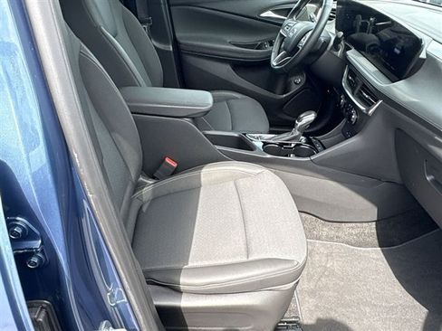 Certified 2024 Buick Encore GX Preferred w/ Comfort Package FWD image 26