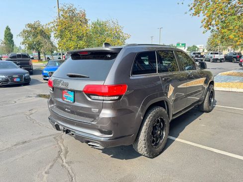 Used 2014 Jeep Grand Cherokee Summit AWD/4WD image 3