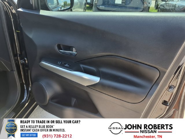 Used 2019 Nissan Kicks SR w/ SR Premium Package FWD image 20