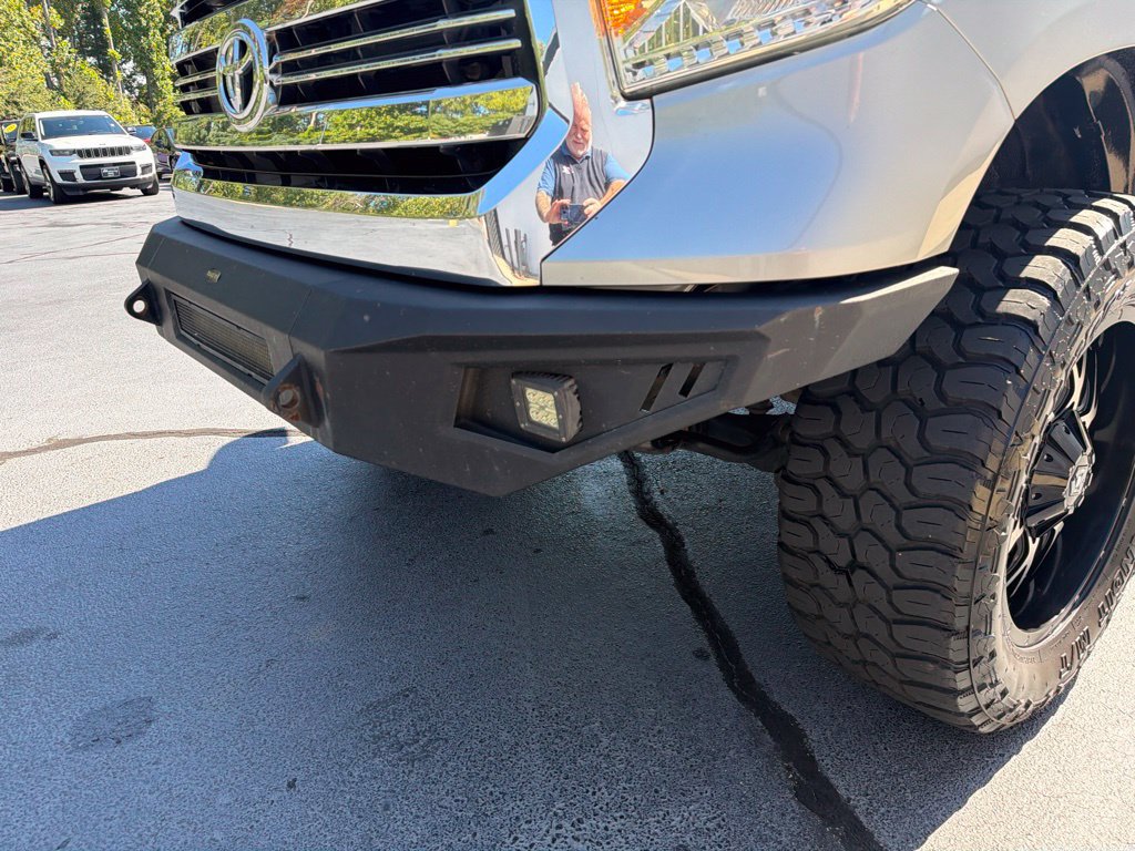 Used 2017 Toyota Tundra SR5 w/ SR5 Upgrade Package RWD image 15