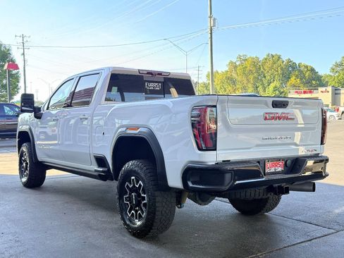 Used 2024 GMC Sierra 2500 AT4X AWD/4WD image 5