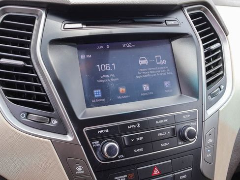 Used 2017 Hyundai Santa Fe Sport FWD image 3