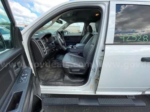 Used 2019 RAM 1500 Tradesman AWD/4WD image 18