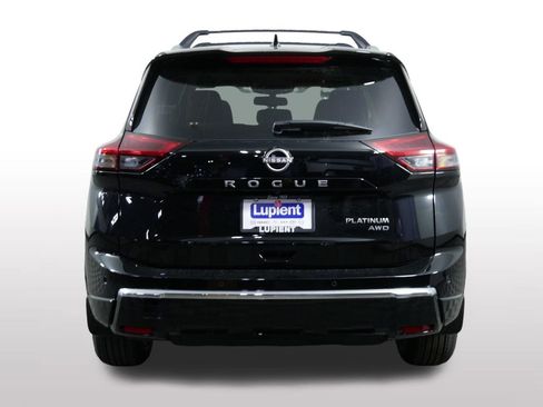New 2026 Nissan Rogue Platinum image 8