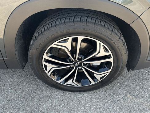 Used 2020 Hyundai Santa Fe Limited FWD image 19