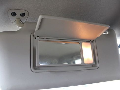 Used 2015 Nissan Rogue S w/ Convenience Package image 40