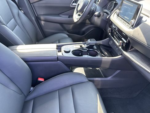 Used 2021 Nissan Rogue SL image 68