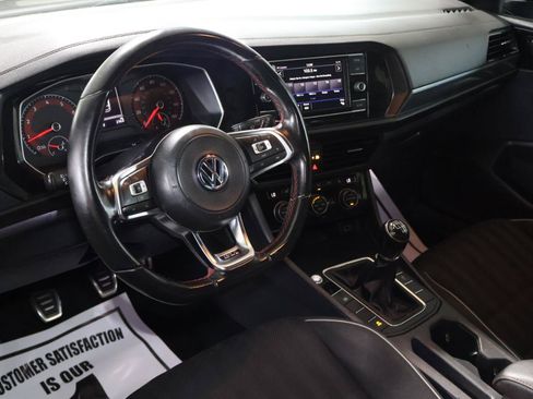 Used 2019 Volkswagen Jetta GLI FWD image 16