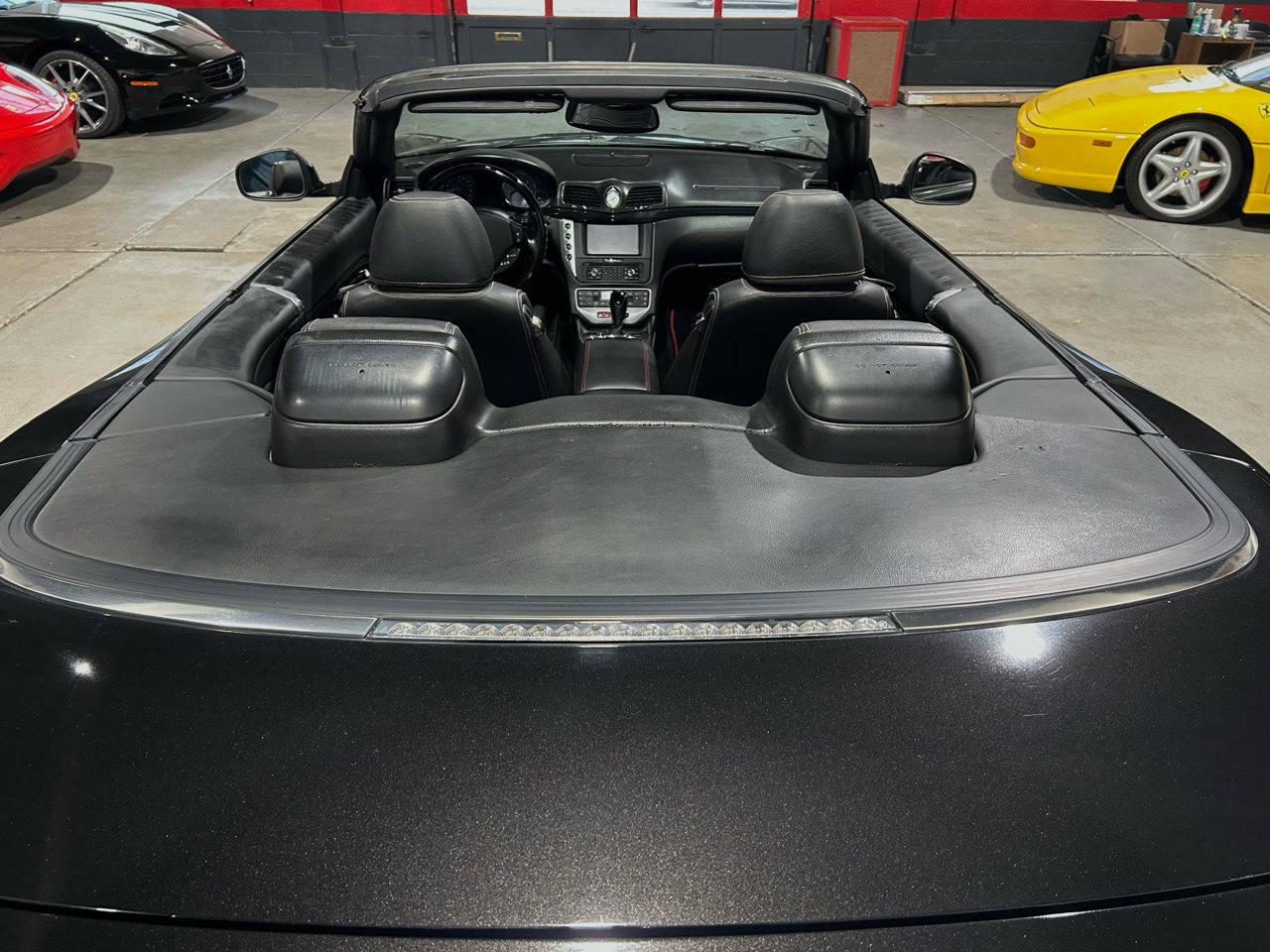 Used 2011 Maserati GranTurismo Convertible RWD image 30