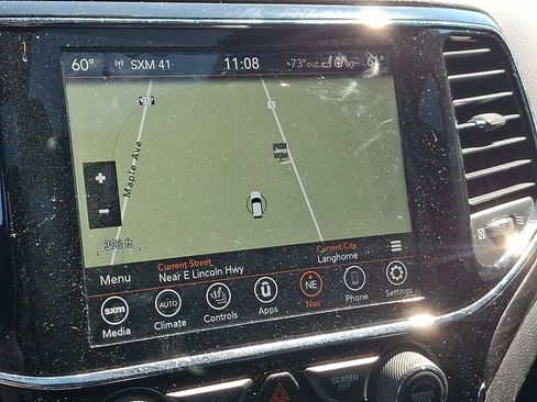 Used 2020 Jeep Grand Cherokee Altitude AWD/4WD image 17