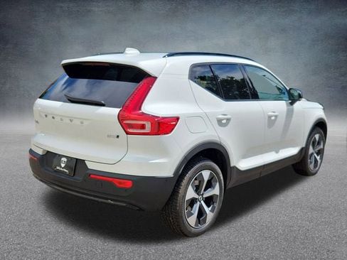 New 2026 Volvo XC40 B5 Plus w/ Protection Package Premier image 7