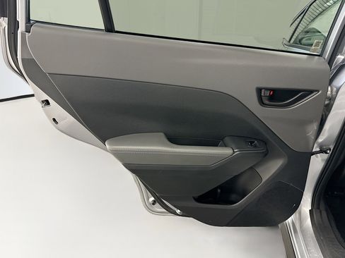 Used 2024 Subaru Crosstrek 2.0i Premium image 27