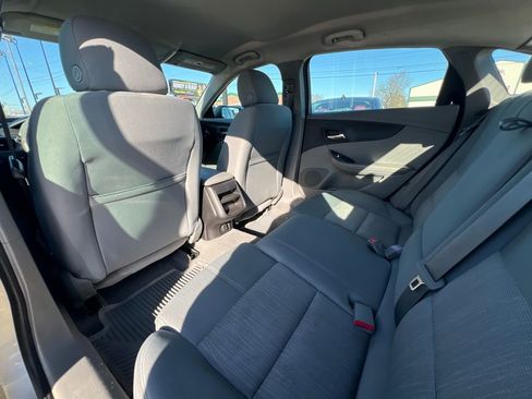 Used 2014 Chevrolet Impala LS FWD image 18