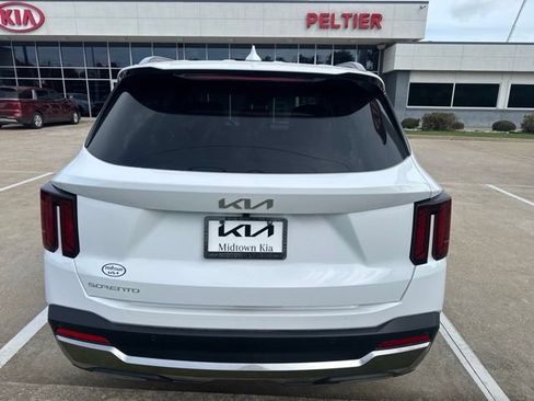 New 2026 Kia Sorento EX FWD image 7