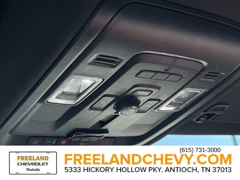 Used 2022 GMC Yukon XL Denali RWD image 44