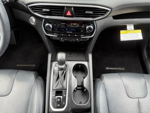 Used 2020 Hyundai Santa Fe SEL w/ Convenience + Premium Package FWD image 25