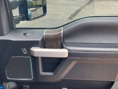 Used 2020 Ford F350 Lariat AWD/4WD image 12