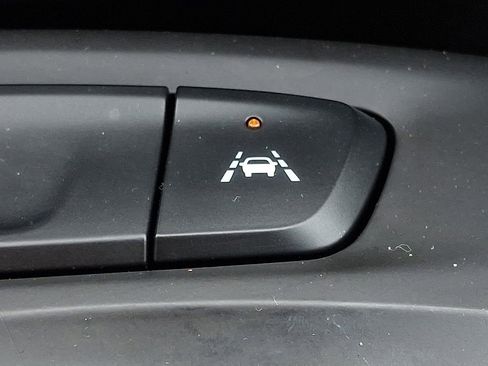 Certified 2024 Chevrolet Trax LS image 23