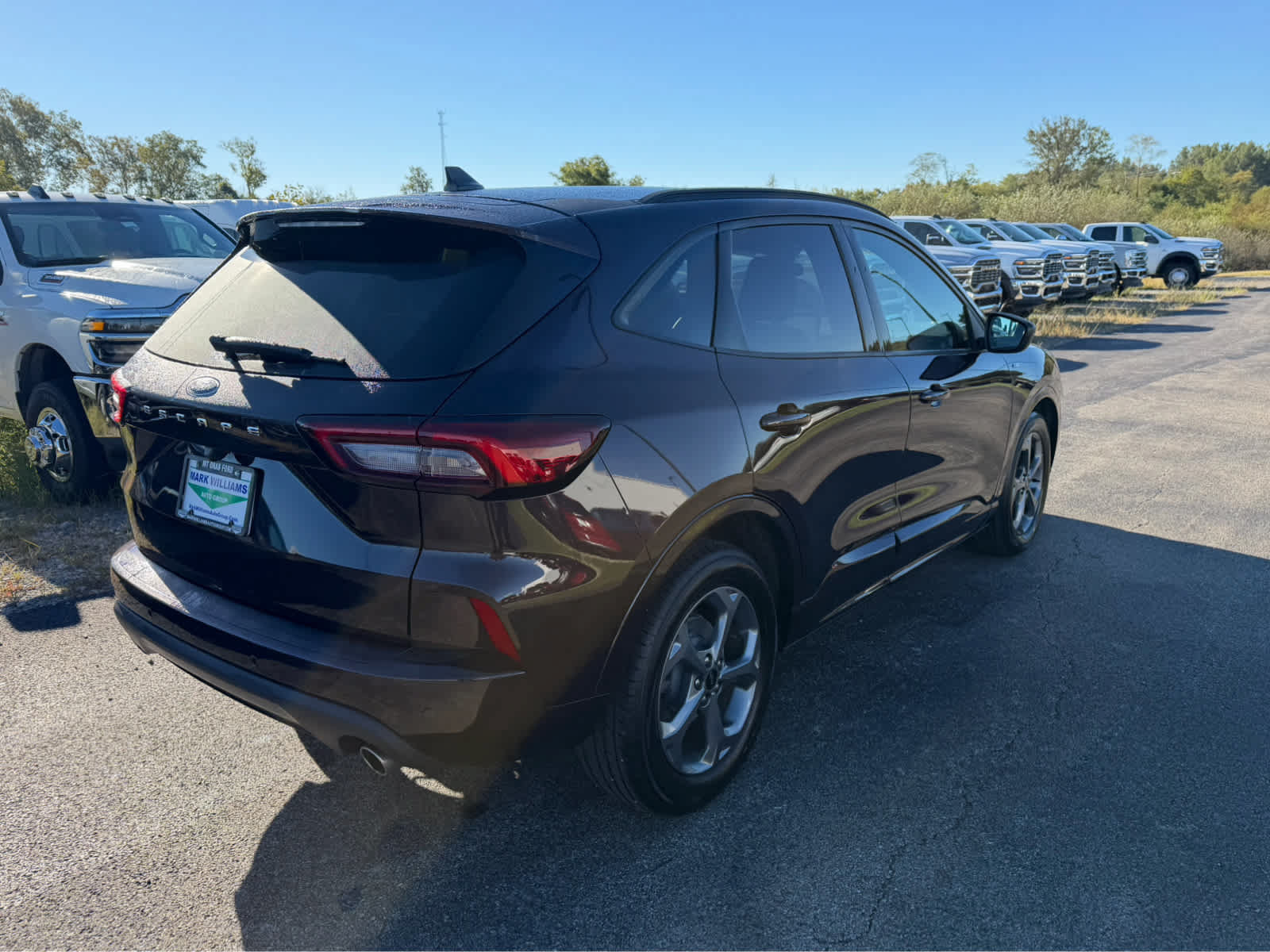 Used 2023 Ford Escape ST-Line w/ Tech Pack #1 FWD image 5