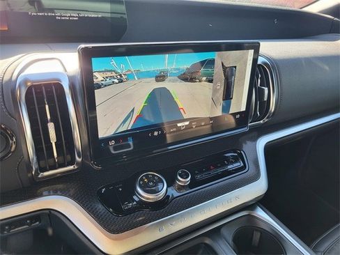 New 2025 Ford Expedition Platinum w/ Stealth Appearance Package image 5