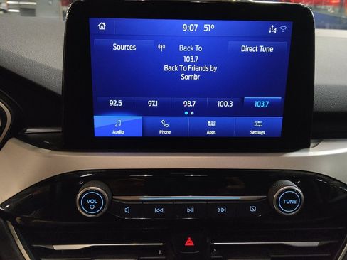 Used 2020 Ford Escape SE AWD/4WD image 25