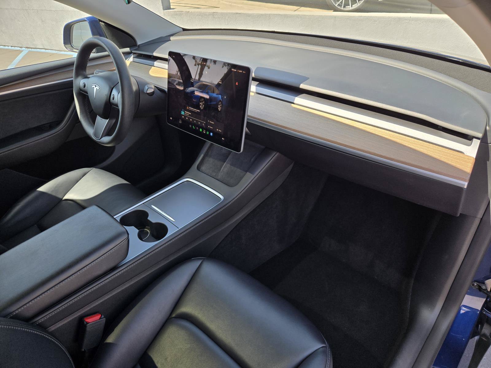 Used 2023 Tesla Model Y 2WD image 27