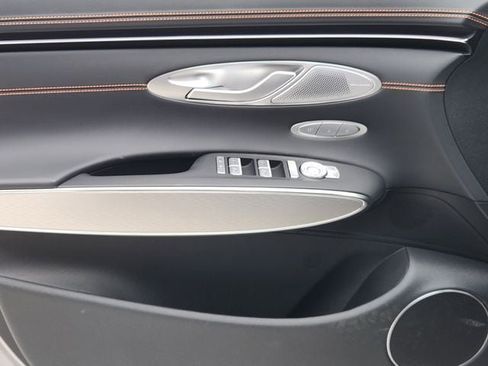 New 2026 Genesis GV70 2.5T Sport Prestige AWD/4WD image 18