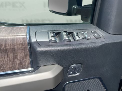 Used 2017 Ford F350 Lariat w/ Tow Technology Bundle AWD/4WD image 27